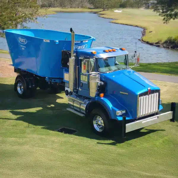 PATZ Truck Mounted Vertical TMR Mixer 1600 Series.