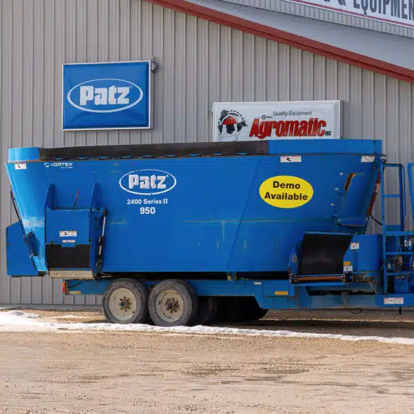 Used PATZ 950 Trailer Mixer, 2400 Series II